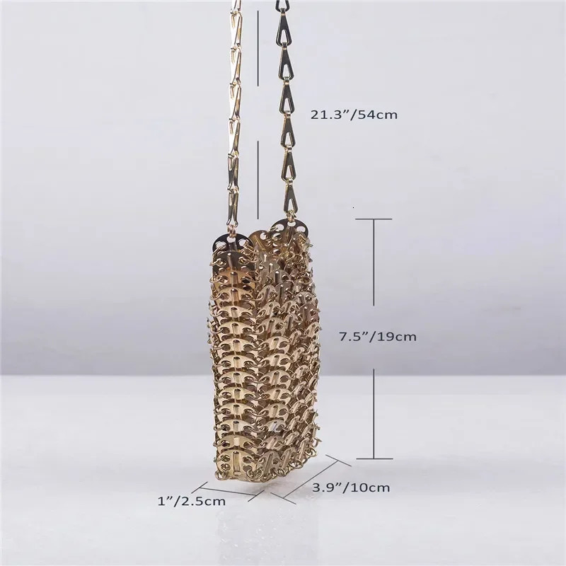 Sell Silver Gold Metal Sequins Chain Woven Bag for Women y Female Hollow Out Evening Bag Party Cellphone Pouch 250324