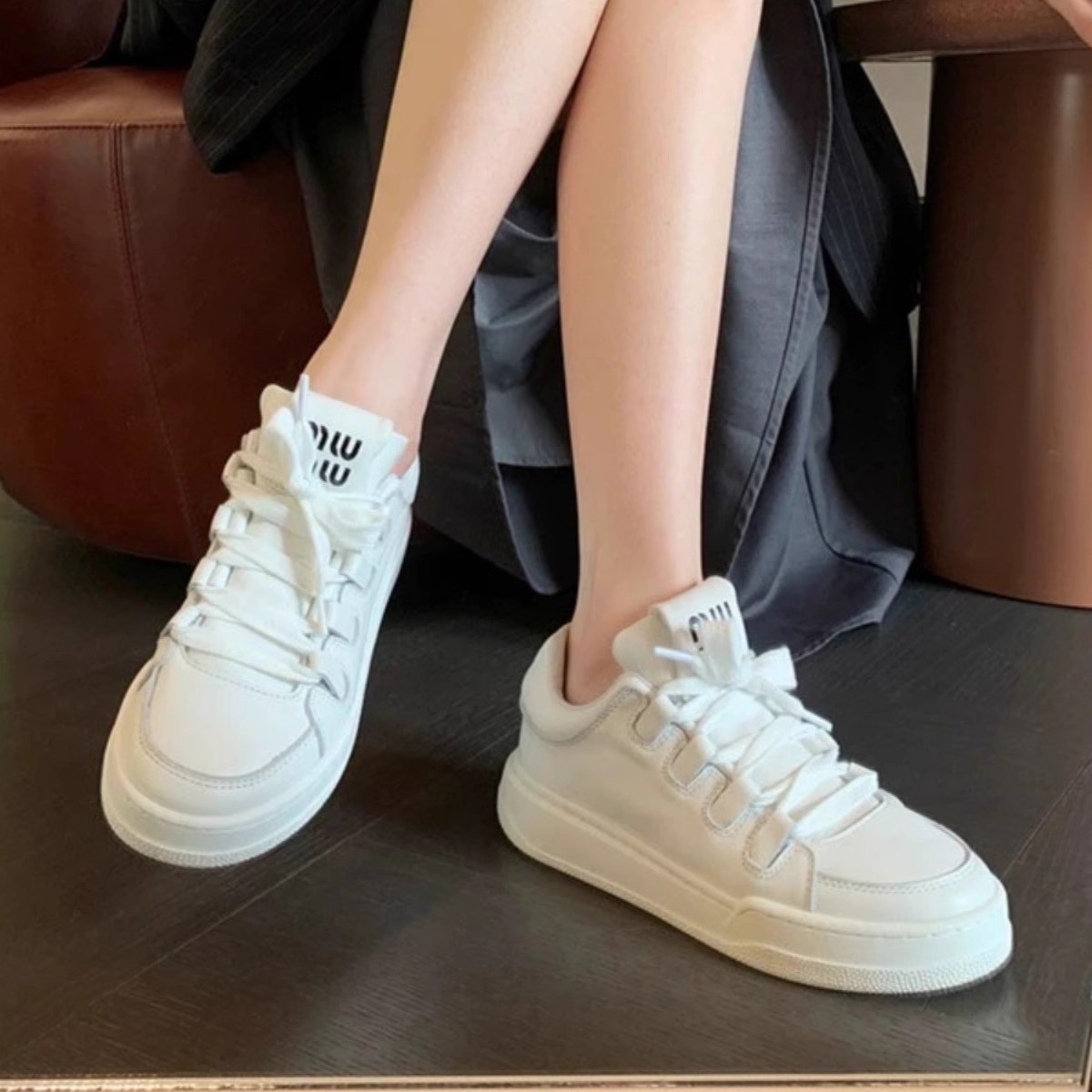 Designer casual shoes Thick soled white women's new spring sneaker woman single shoes fashion all match lace up sneaker for ladies 35-40