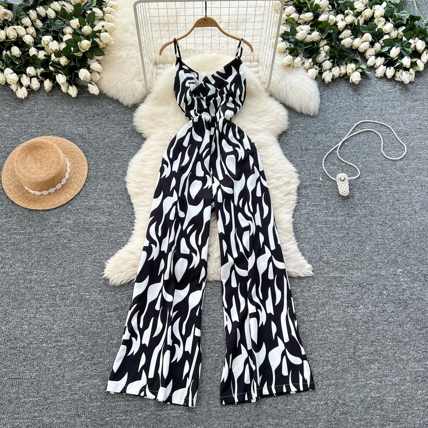 Casual full set spaghetti shoulder strap pocket printed swing collar sleeveless allows printing high waist wide leg loose jumpsuit 250326