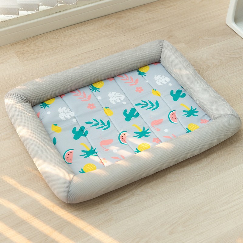 Summer Dog Bed Mat Super Cool Ice Pad Mat For Dogs Cats Blanket Sofa Breathable Ice Silk Pad Kennel Pet Summer Washable Bed