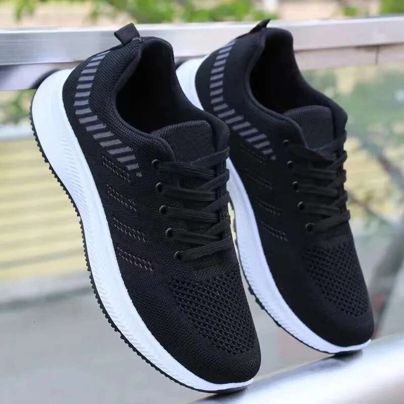 Men's casual fashionable sports breathable running shoes, outdoor walking training tennis shoes