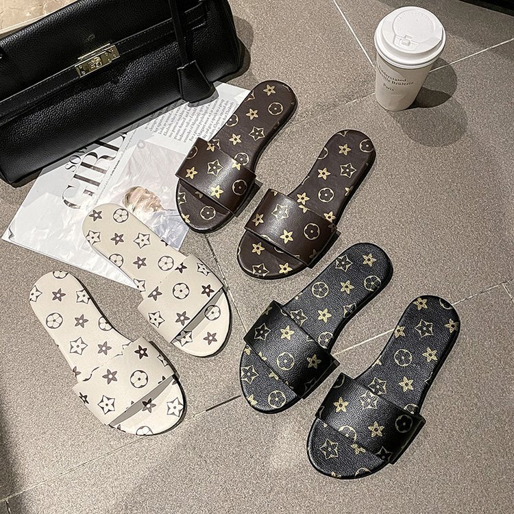 Free Shipping new designer sandals flat fashion printing hot Women's Outdoor casual droptoe slippers size 35-40