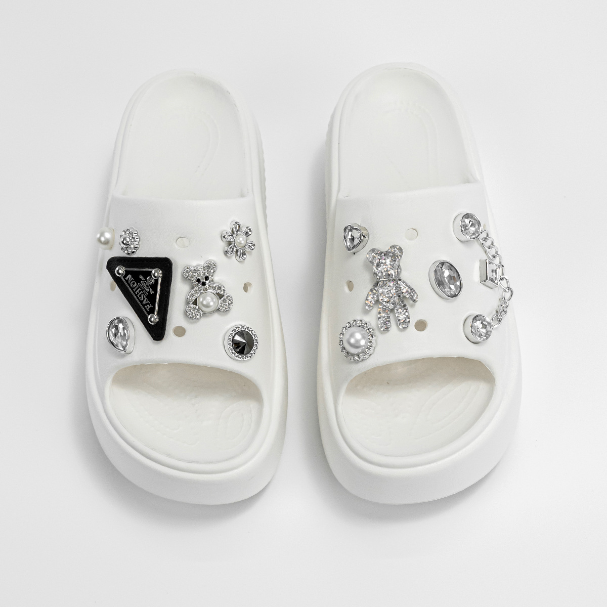 New triangle brand thick sole increase slippers female EVA outside wear summer flip-flops cross-border new casual slippers wholesale 2025