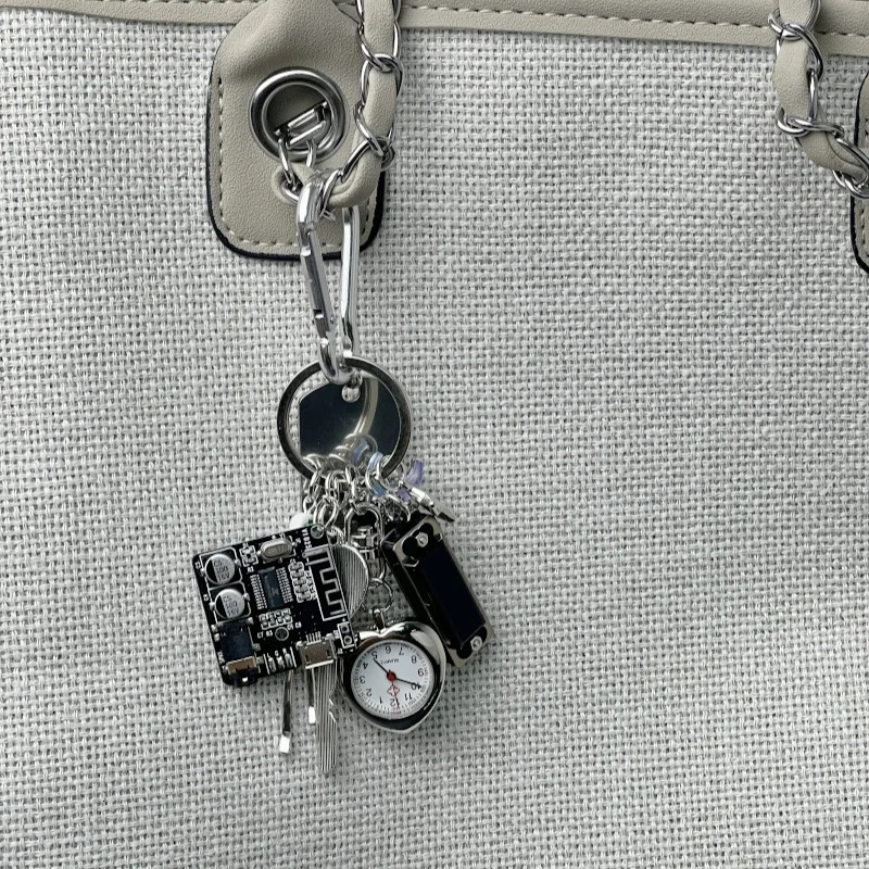 Handmade vintage keychain Metal pocket watch backpack pendant Creative mechanical elements Couple style ornament250325