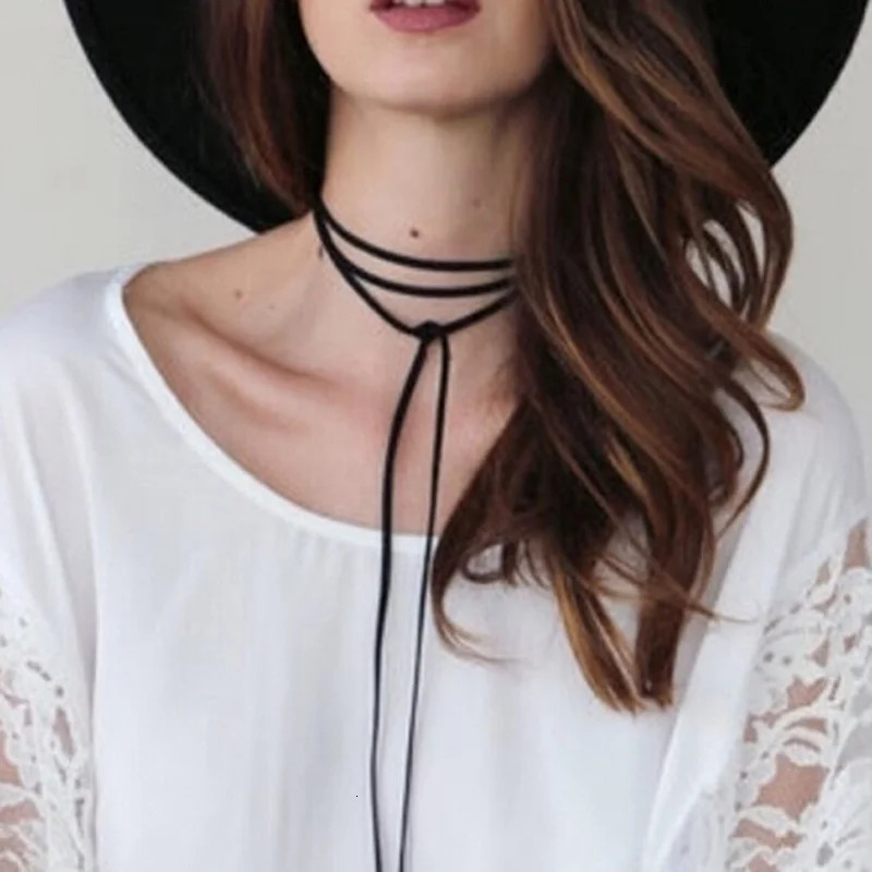 2 piecesbatch of fashionable necklaces black leather velvet strips party jewelry accessories 250325