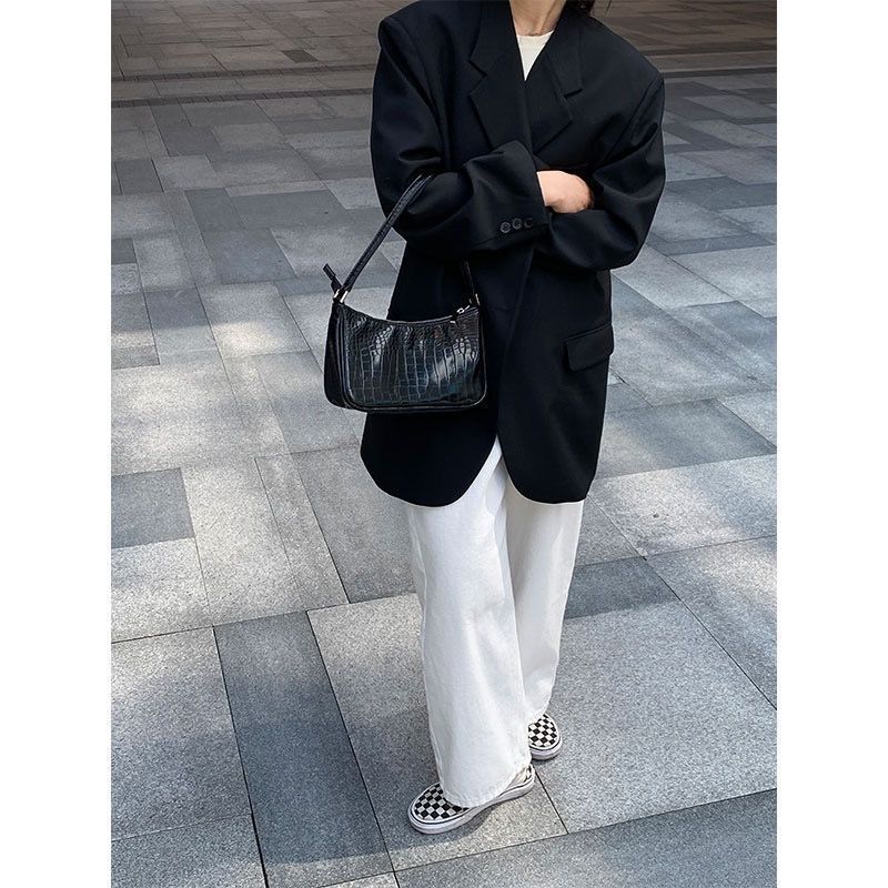 L326Chic Black Layered Jacket for Women - Versatile Student Attire with a Modern Korean Twist