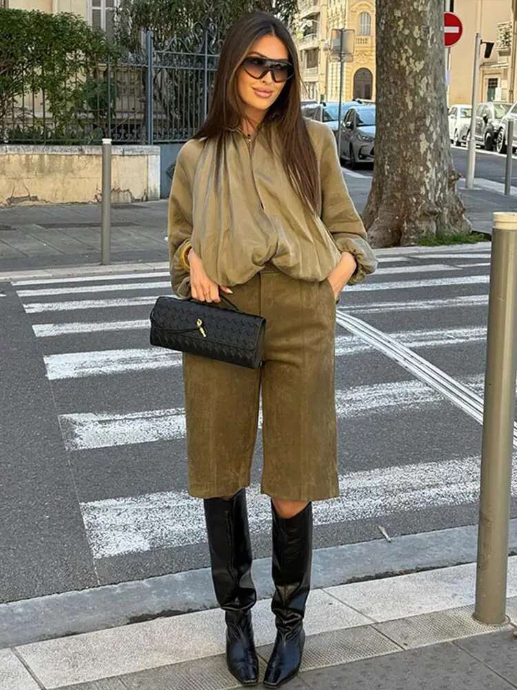 Spring Women's Green Jacket Pleat Loose Lapel Zipper Batwing Long Sleeve Bomber Short Coat 2025 Fashion High Street Outwears