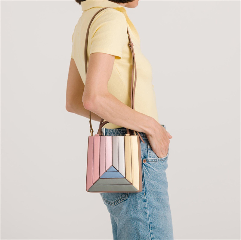 Vintage hot Pathwork Shoulder Crossbody Bags for Women Handbags and Purses 2025 Messenger Bag High Quality R250327