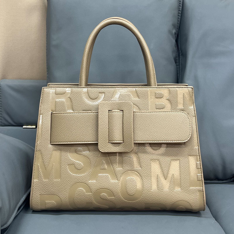 Tote Fashion Letter Printed Women's Large Capacity High-End Handbag Commuting Tote Bag Women