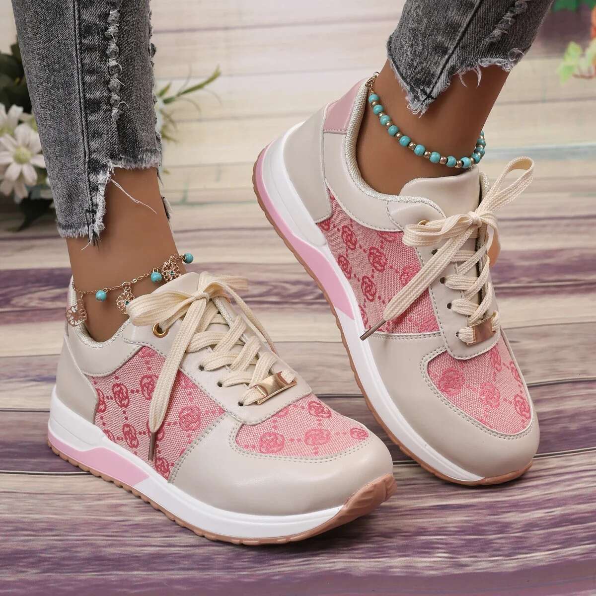 Designer Shoes Women's Sports Shoes 2025 Spring And Autumn Fashion New Sports Shoe Brand Women's Lace Up Breathable Comfortable Plus Size Sh