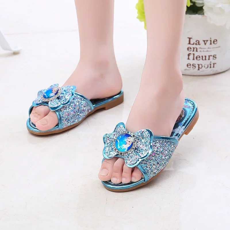 Slipper Summer Princess Flat Head Slippers Fashion sequins Bow Fashion Skin Flap Childrens Frozen Elsa Soft S25326