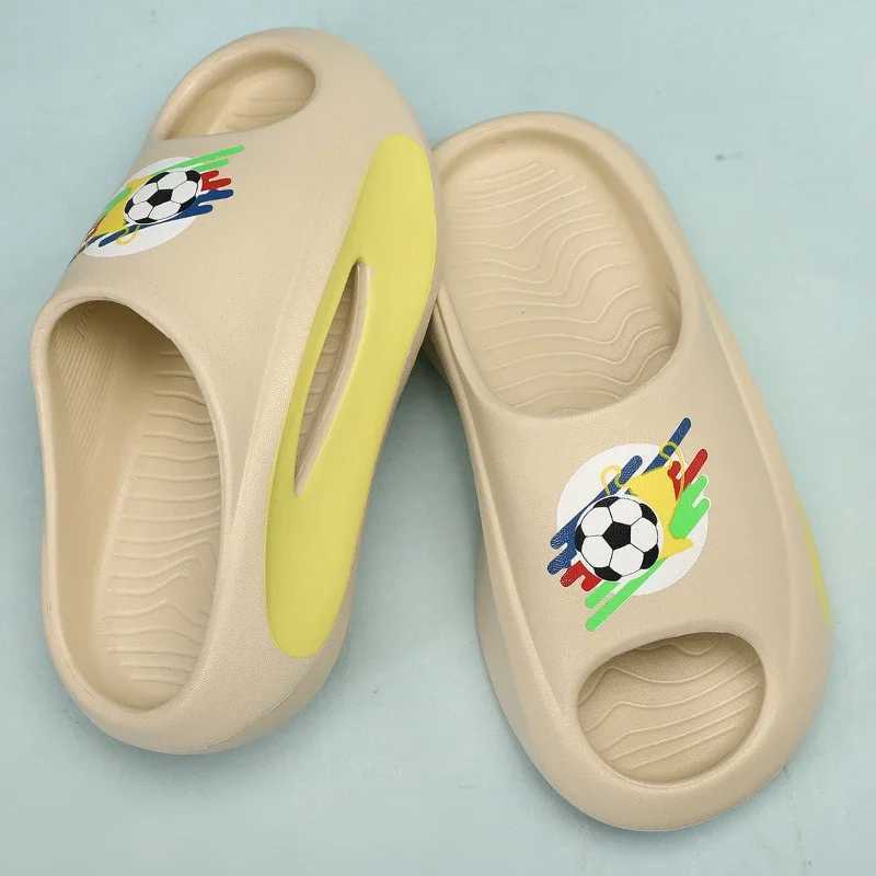 Slipper New childrens sandals for summer 2025 outdoor beach casual sandals suitable for both boys and girls waterproof comfortable cool and fashionabl