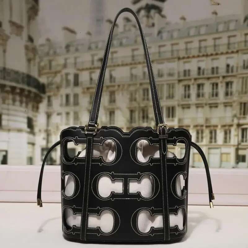 CH High-End Brand Fashionable Hollow Design Handbag Large Capacity Simple Solid Color Women's Shoulder Bag