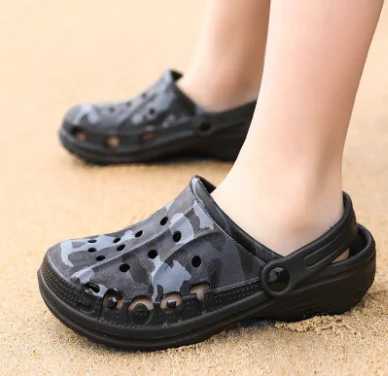 Boys and Children Summer Mens Cave Shoes Girls Multi Camera CLOGS Beach Slippers EU30 31 32 33 34 35 37 39 40 42 43 X250327