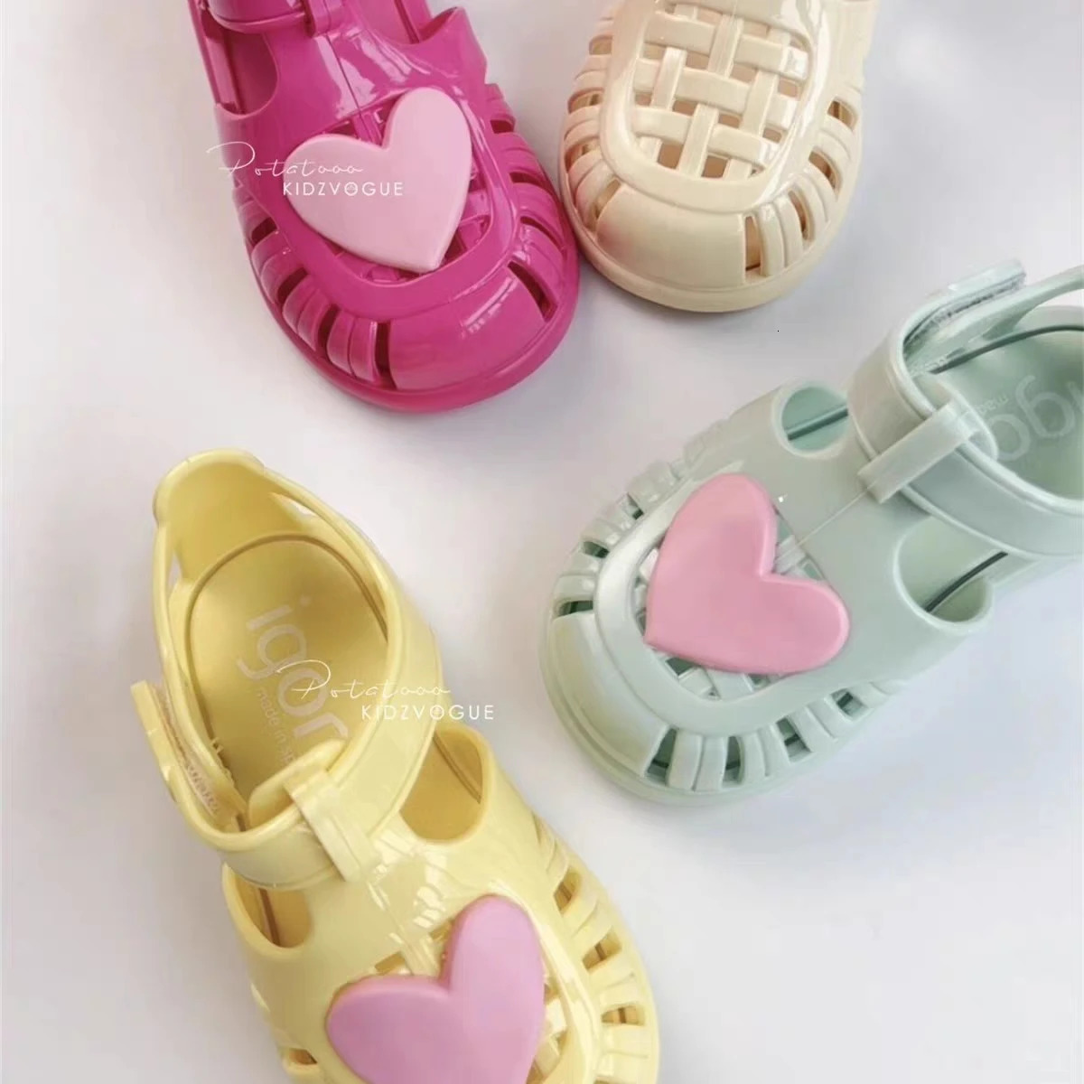 Classic Childrens Summer Roman Sandal Fashion Casual Kids Boys And Girls Beach Sandals Solid Color Baby Shoes 250326
