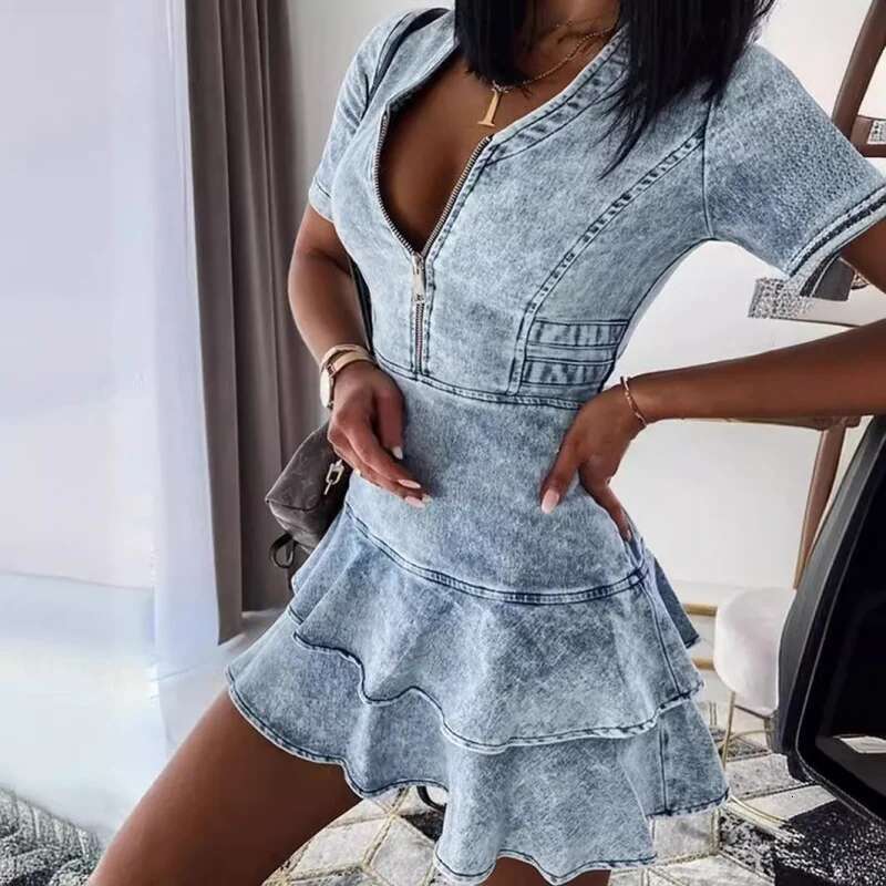 Dongdumaoyi Mode Ultrakorte Casual Denim Damesjurk Met Korte Mouwen En V Hals Sexy Stijlvol Comfortabel