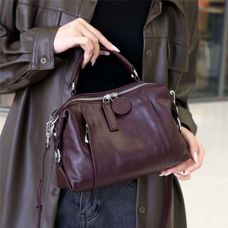 Cowhide Genuine Leather Pillow Shoulder Bags For Women 2025 Designer Crossbody Purses Satchel Ladies Handbags