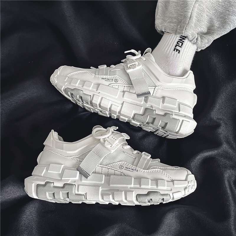New free shipping designer shoes for mens casual shoes withe white black Outdoor leisure shoes size 39-44