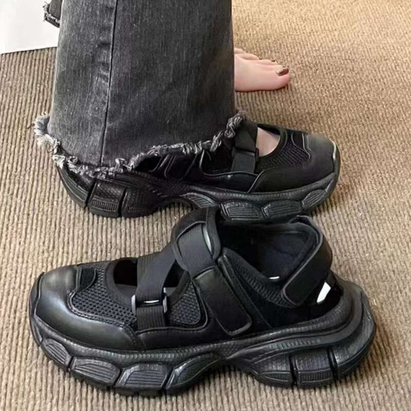 Designer Shoes Women's Summer Thick Bottom Casual Sandals For Girls Outdoor Retro Anti Slip Breathable Running Sneakers Fashion White Tennis Shoe