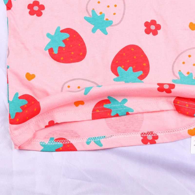 Summer girls short sleeved set strawberry printed cotton childrens sleepwear T-shirt+shorts 2PCS childrens set sleepwear 1 2 3 4TT250327