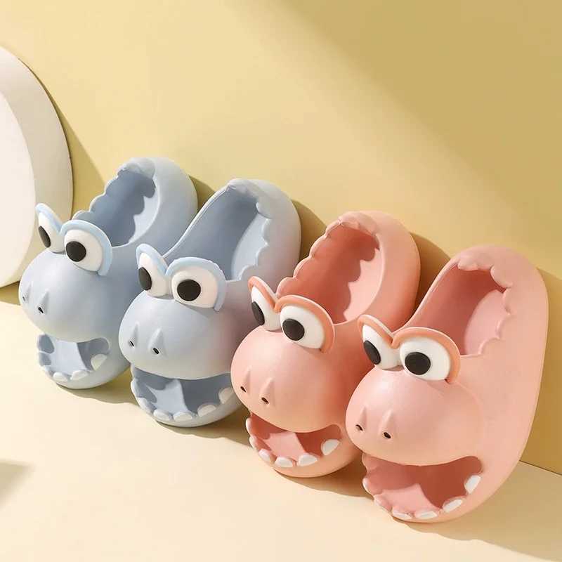 Slipper Cute childrens sandals with hollow out sliders family girls shoes cartoon crocodile boys sandals soft sole anti slip childrens summer sliders 