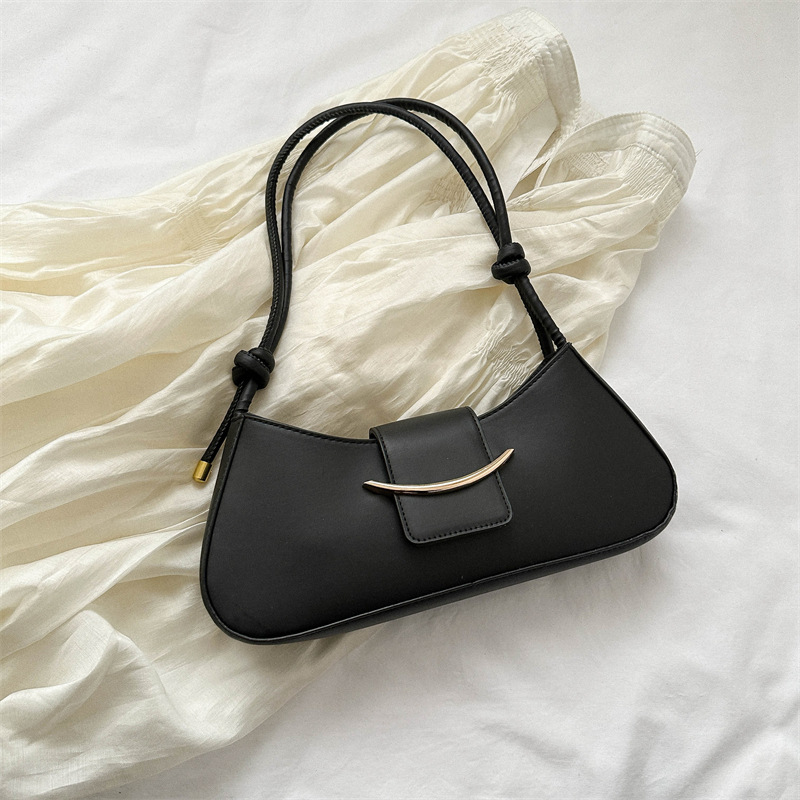 New women's bag fashion trend underarm bag niche design shoulder bag fashion foreign crossbody bag