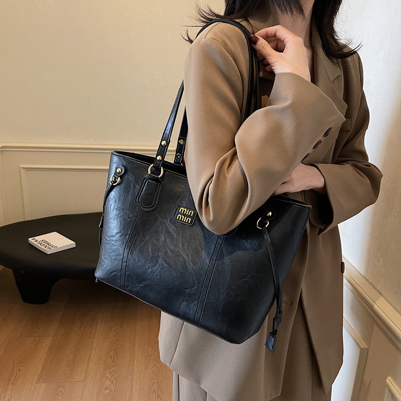 Women's handbag new simple retro large capacity armpit Tote bag women's fashion casual single shoulder crossbody 2025