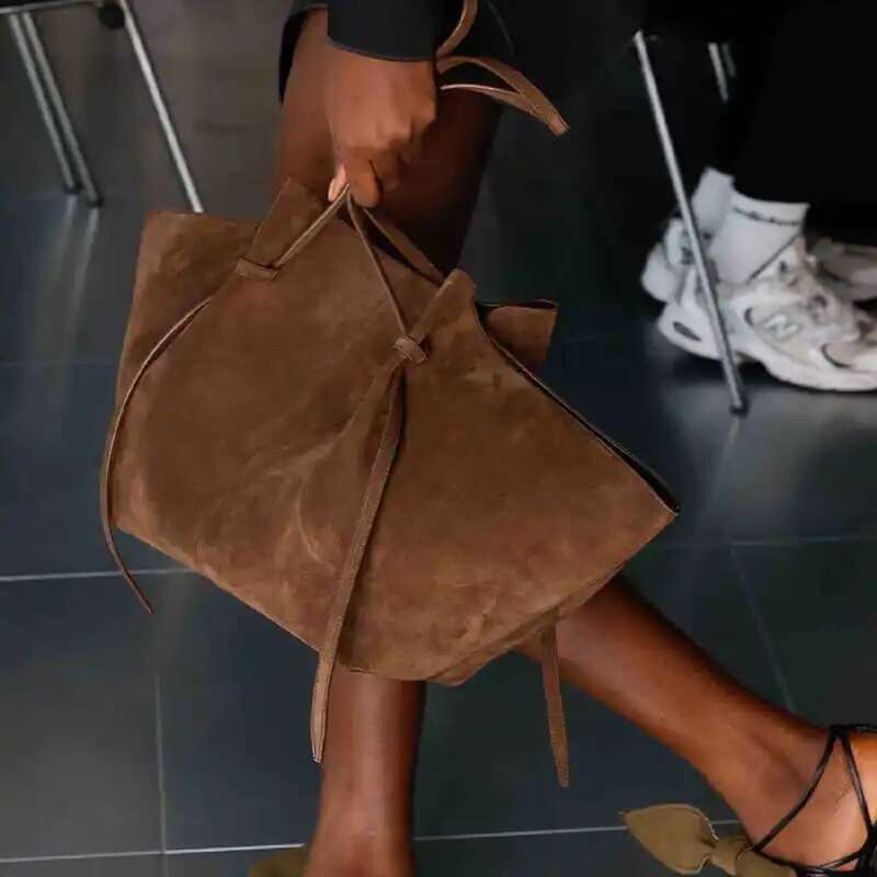 Vintage Suede Tote Bag For Women Large Capacity Shoulder Bags Maillard Autumn And Winter Lady Handbags Big Shopper Purses 2024