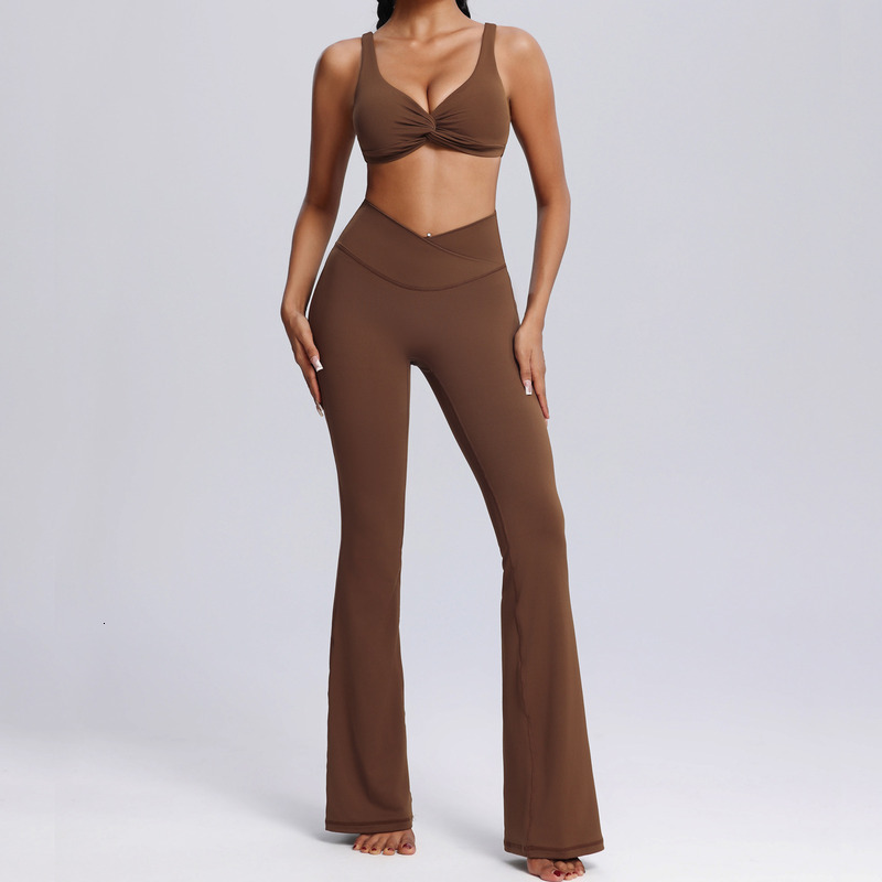 Spring And Summer Yoga Women's Nude Tight Fitting Sportswear Two-Piece Set, Casual Trumpet Fitness Suit