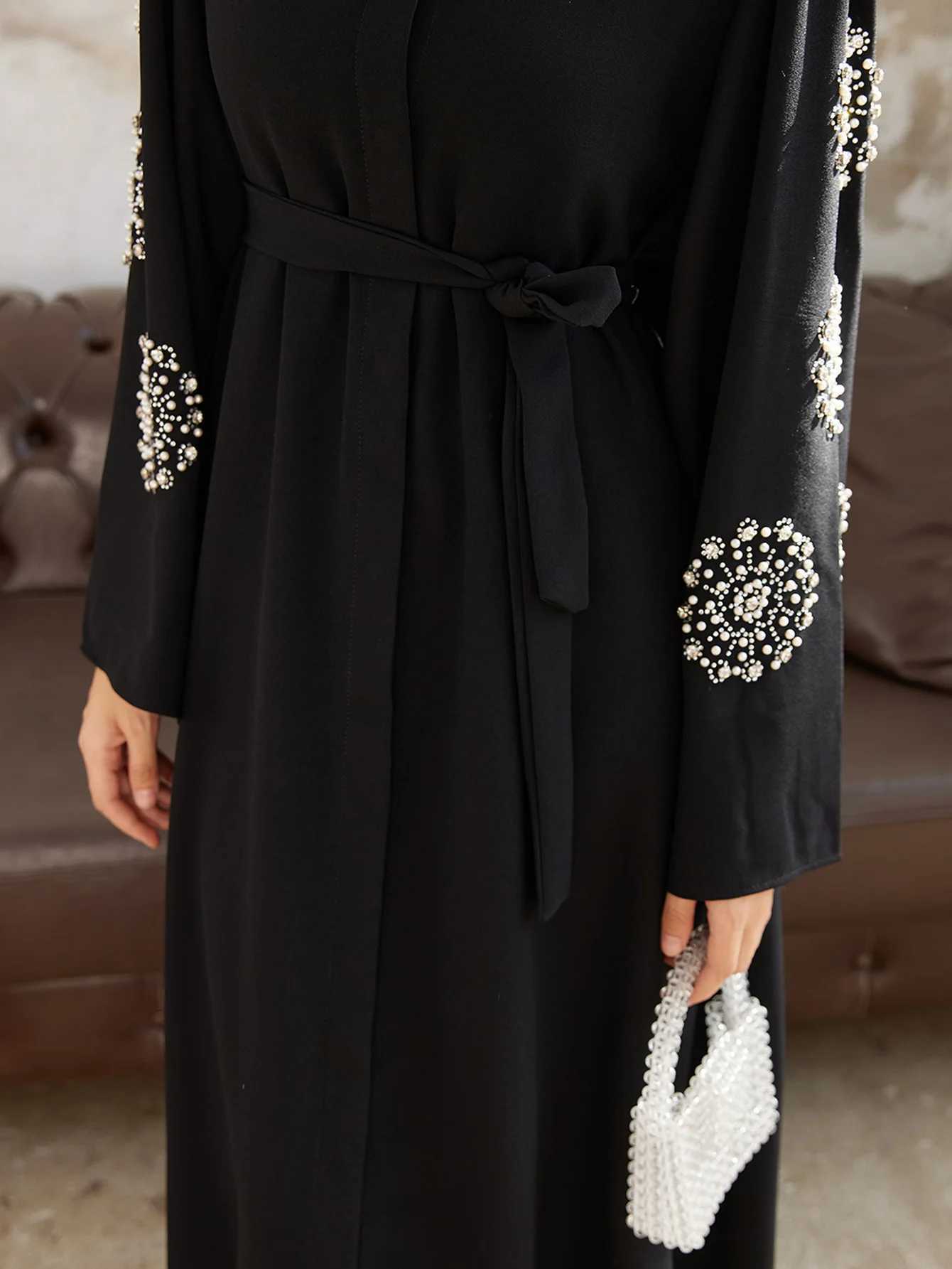 2025 Dubai Women Muslim Abaya Beaded Maxi Dress Turkey Kaftan Modest Eid Ramadan Robe Musulmane Arab Caftan Islamic Clothing Vestido X2505141