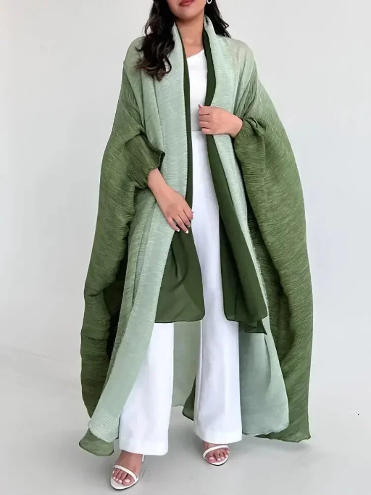 Muslim Abaya womens batsleeved pleated gradient cardigan cashmere sweater autumn Dubai plus size y jacket 250326