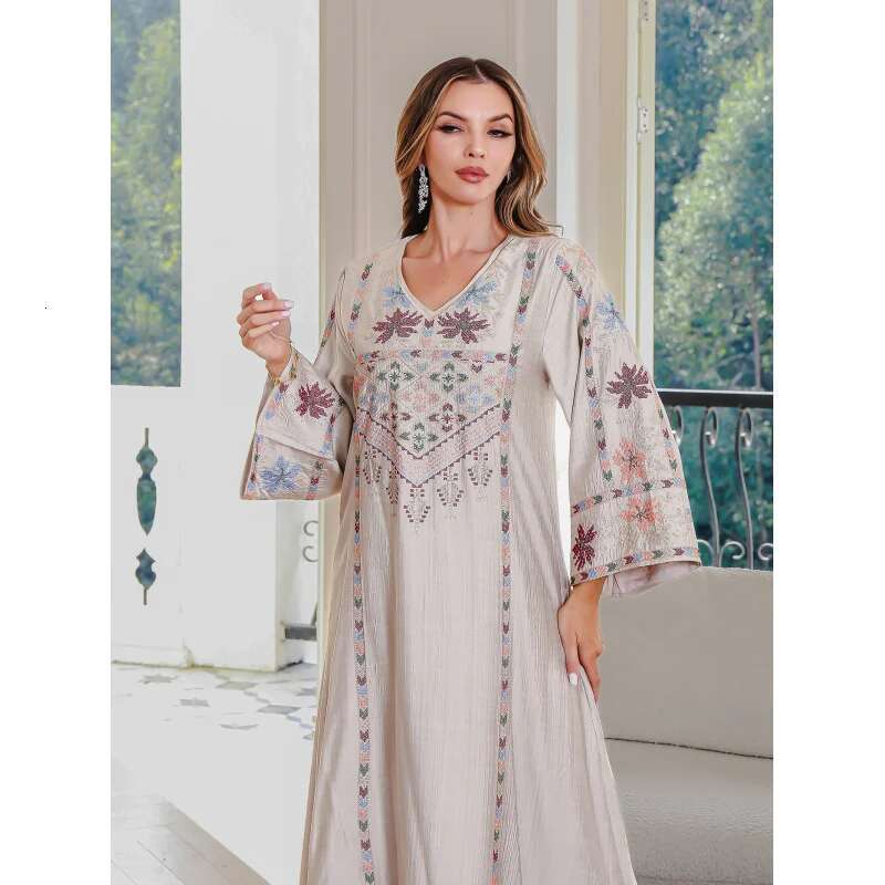 Dongdumaoyi Moslim Elegante Jurk Midden Oosten Dameskleding Abaya Geborduurd Gewaad Dubai W