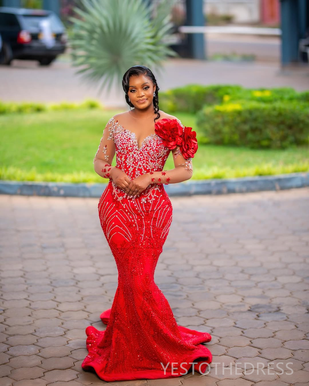 2025 Plus Size Red Prom Dress Mermaid Prom Dresses Formal Gowns Illusion Sheer Neck Long Sleeve Beaded Lace Birthday Second Reception Gown For African