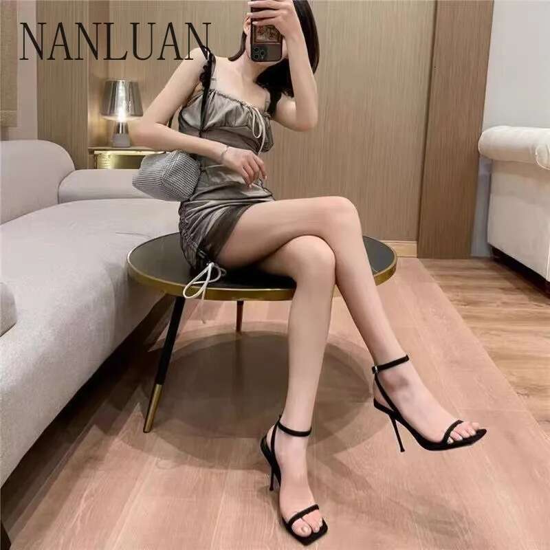 Boutique Sexy High-heeled Sandals New Solid Color High-end Women's Summer Trend Hot-selg Fashion Shoes