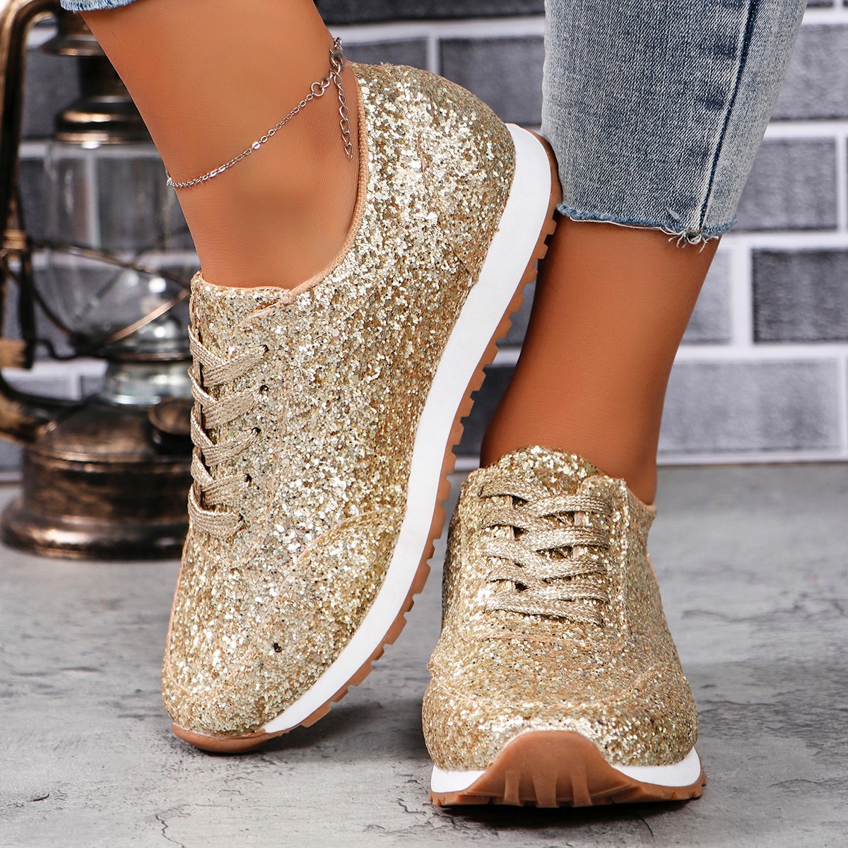 Fashion plus size 36-43 Women's flat Casual Sneakers 2025 New sequined gold silver lace-up outdoor shoes soft soles comfortable Orthopedic Walkin
