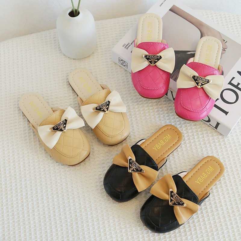 Slipper Girls Baotou slippers 2023 Spring and Autumn new soft soled leather shoes for wearing princess shoes fashionable middleaged childrens beach sh