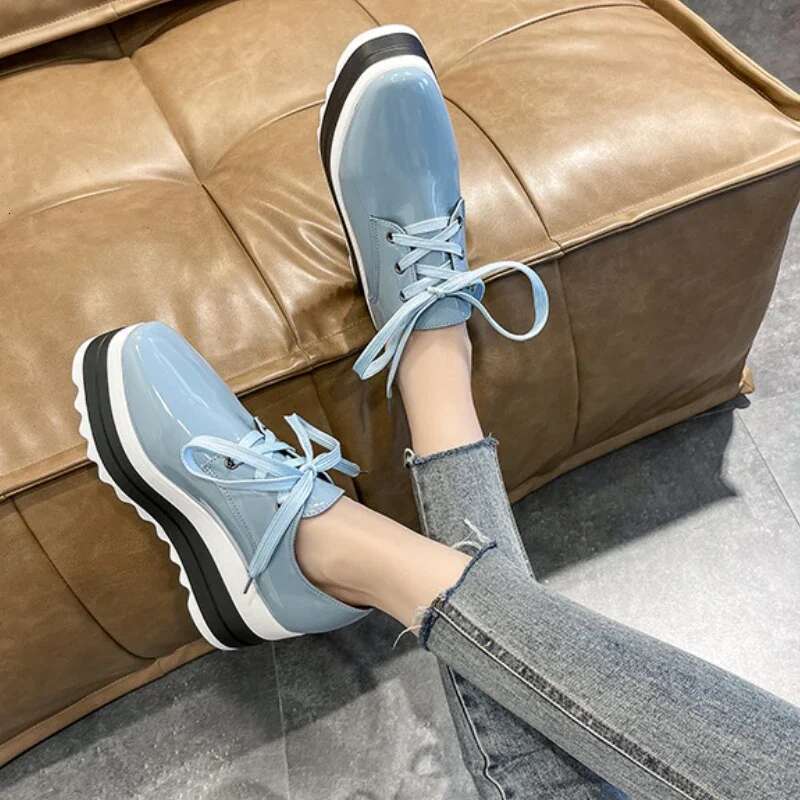 Designer Shoes Sports Shoes Niche Design Fashion Platform Lace Up Casual Comfortable Thick Soled Women's Sports Shoes New White Shoes