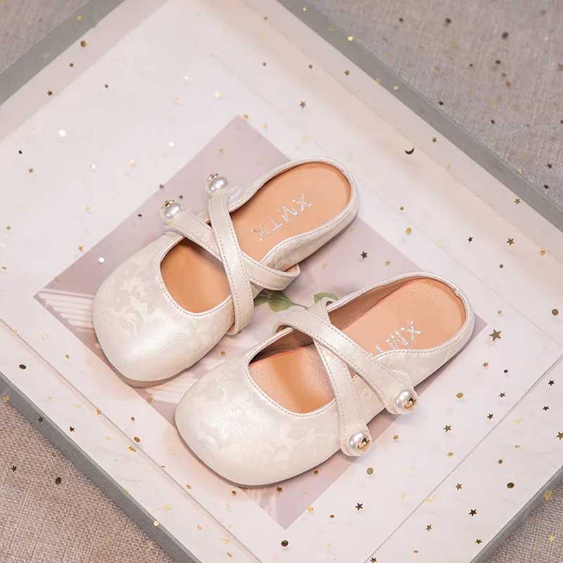 Slipper Baotou girl Chinese style slider girl 2025 Korean version Little Princess soft soled comfortable leather shoes S25326