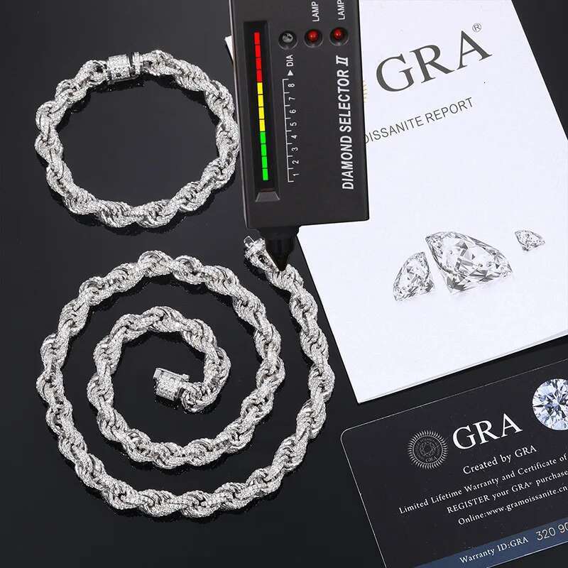 Moissanite and S925 Sterling Silver Luxurious Twist Link Chain Necklace for Men Women Hip Hop Bling Ice Out Rapper Jewelry