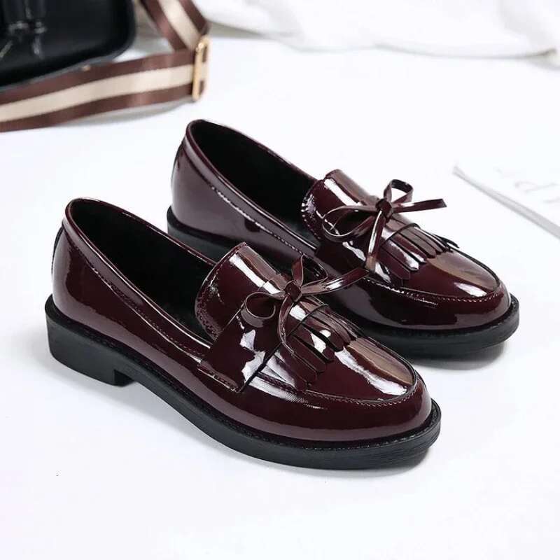 Womens Patent Women Loafers British Tassel Casual Female Flat Shoes Bowknot Small Leather Shoe Comfortable atos