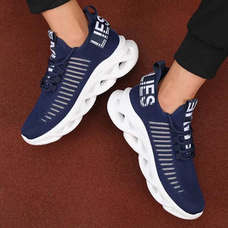 Running shoes mens summer new sports shoes mens shock-absorbing skipping rope net breathable anti slip black mens sports shoes Y250325