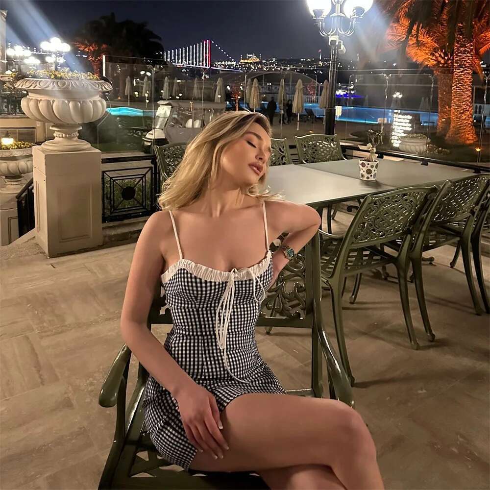 American and 2025 Summer European Style Women's New Casual Sexy Temperament Sleeveless Slim Fit Plaid Patchwork Dress