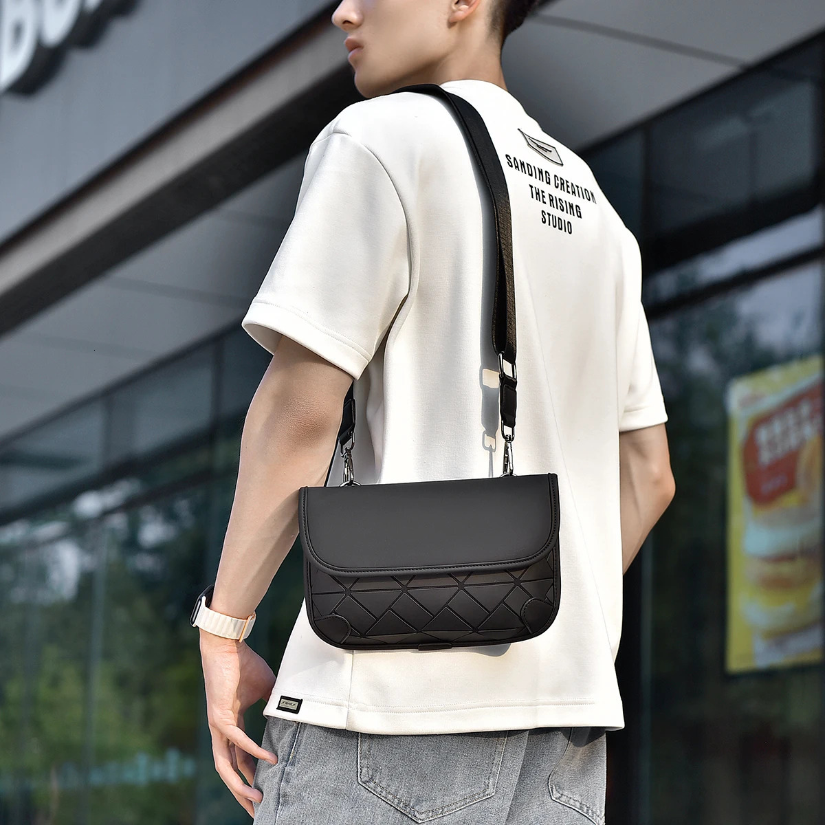 Mens fashionable cross body bag lightweight messenger with matte n durable suitable for daily use very urban communication 250326