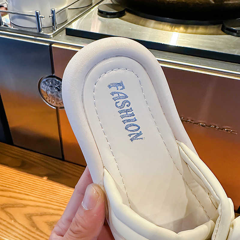 Slipper Cool slippers for womens outdoor wear 2024 summer new butterfly knot sponge cake thick sole height increasing temperament fairy style beach sa