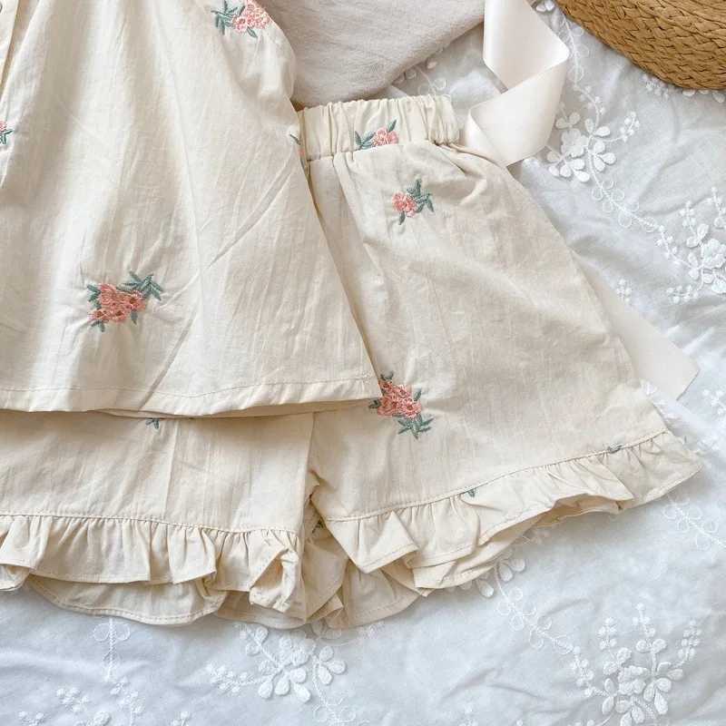 Interesting Bear Girl Clothing Set Embroidered Childrens Flight Sleeve Vest Short Sleeve Childrens Clothing SetT250327