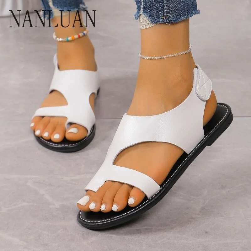 Boutique Summer Casual Style Simple Solid Color Slip-on Women's Shoes Non-slip Outdoor Hot-selg Sandals