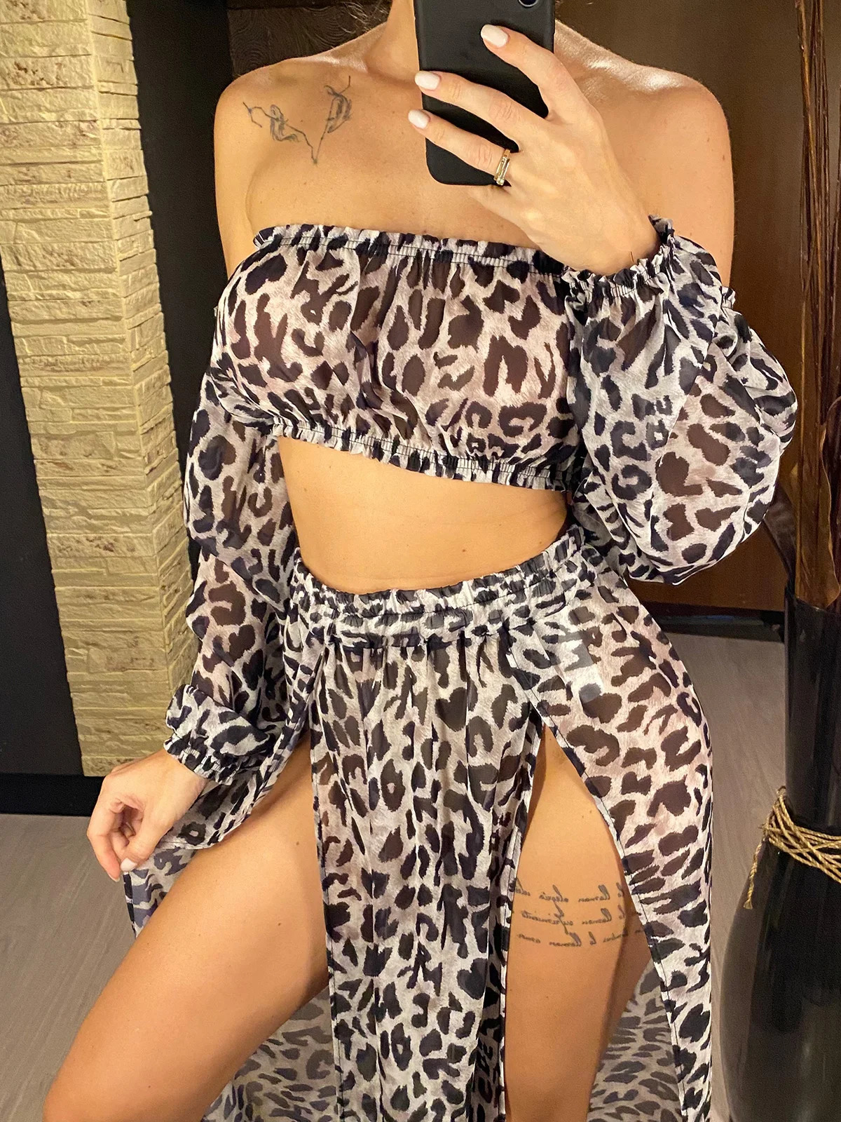 2025 Leopard Off Shoulder Long Sleeve 2piece Beach Cover Top Dress V3728 250326