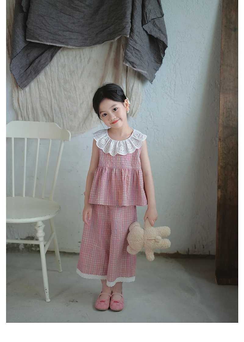 Summer girls set hollow lace lapel sleeveless vest+pants two-piece set cute and lovely childrens clothingT250327