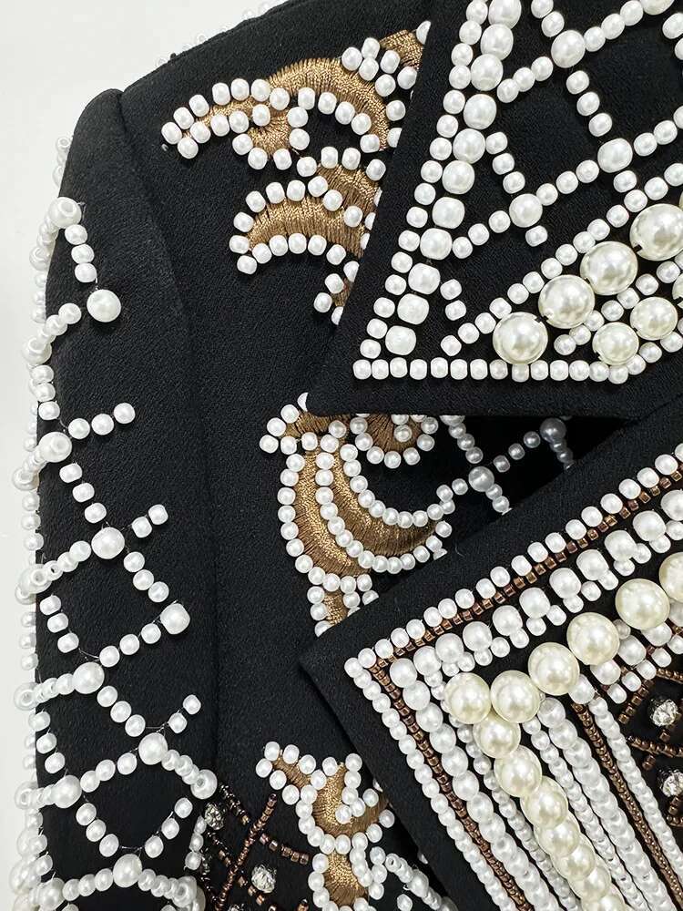 HIGH STREET Newest 2025 Stylish Designer Fashion Women's urious Dias Pearls Embroidered Beaded Cropped Veet Jacket