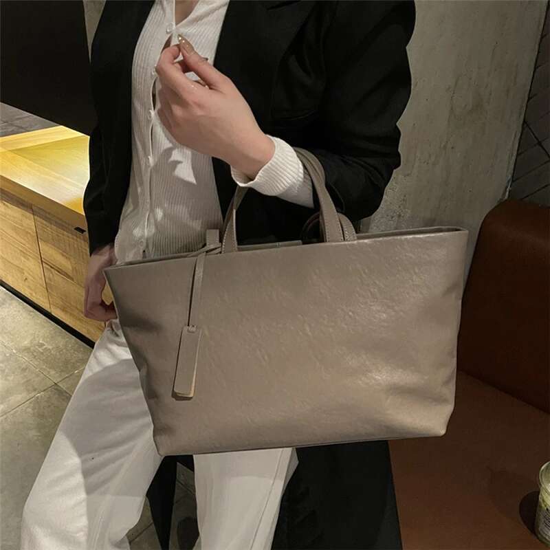 Real Genuine Leather Large Shoulder Bags For Women 2025 Designer Trapeze Shopping Tote Office Ladies Handbags